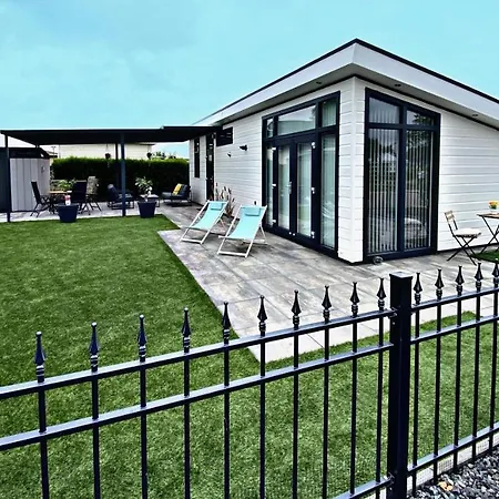 Luxchalet #vaju Lathum# Am See, Strand, Pool, Nationalpark Vakantiehuis *