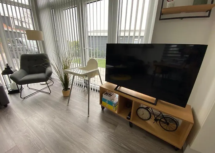 Luxchalet #vaju Lathum# Am See, Strand, Pool, Nationalpark * Lathum