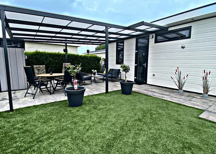 Holiday home Luxchalet #vaju Lathum# Am See, Strand, Pool, Nationalpark