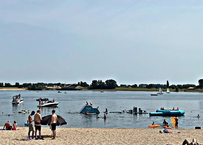 Nyaraló Luxchalet #vaju Lathum# Am See, Strand, Pool, Nationalpark Lathum