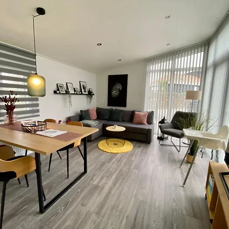 Luxchalet #vaju Lathum# Am See, Strand, Pool, Nationalpark * Lathum