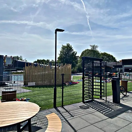 Prázdninový dům Luxchalet #vaju Lathum# Am See, Strand, Pool, Nationalpark Lathum